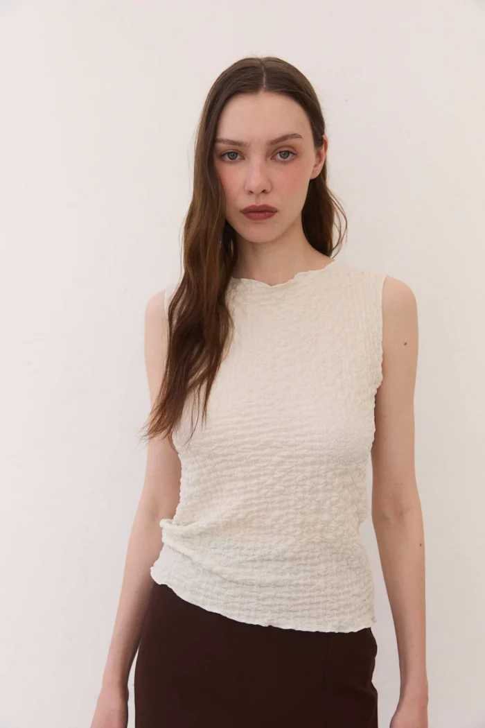 Musculosa Clara - Imagen 3